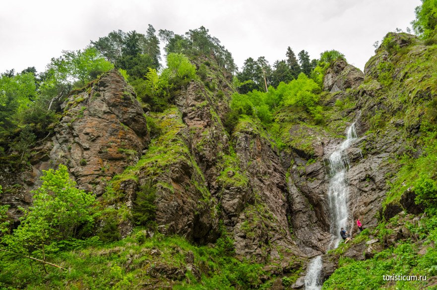 Казачий водопад в Архызе