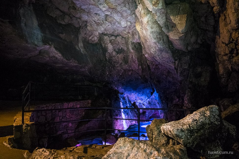 красная пещера Кизил-Коба