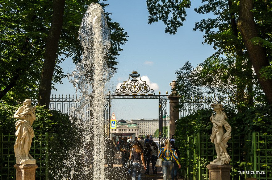 Летний Сад в Санкт-Петербурге