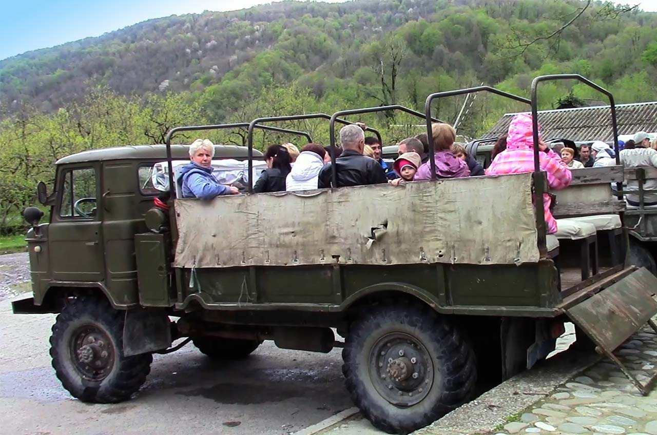 Экскурсия на 33 водопада, Сочи